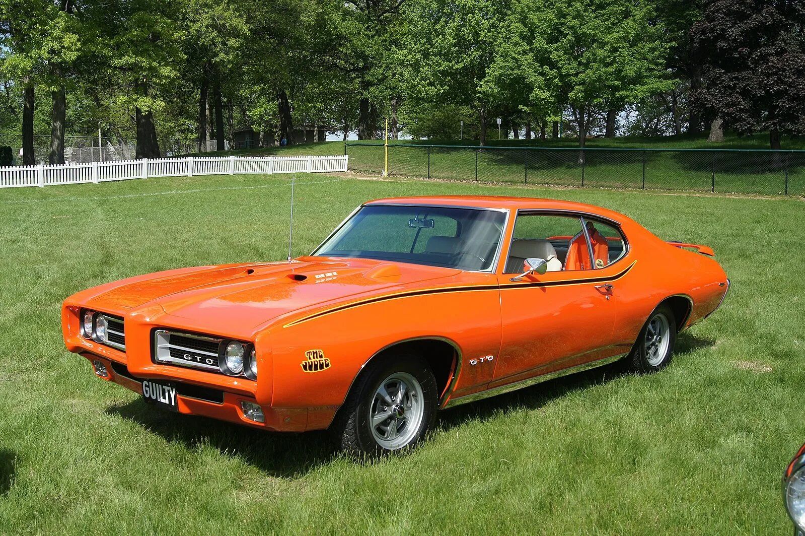Gto tu. Pontiac GTO 69. Pontiac GTO 1968. Понтиак ГТО 1968. Pontiac GTO 1973.