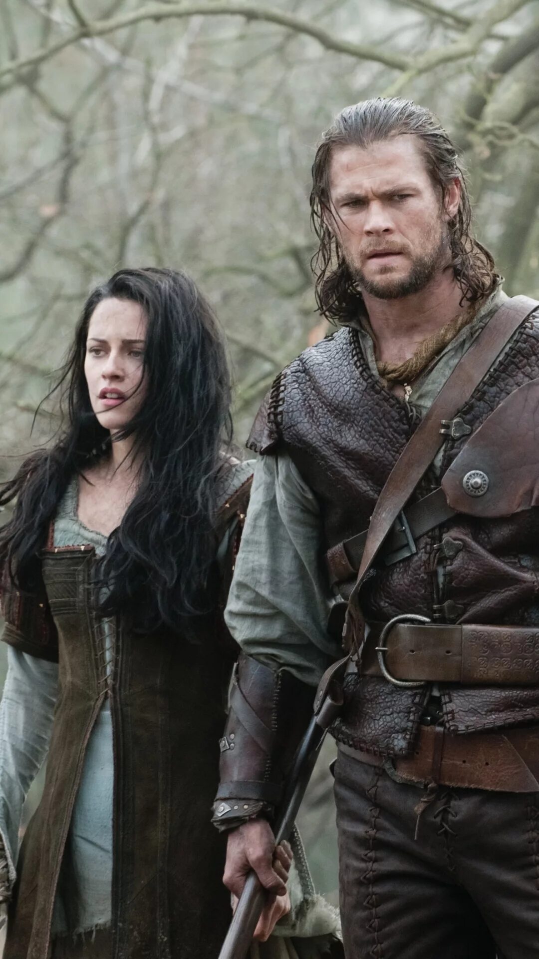 Белоснежка и охотник фильм 2012 кадры. Huntsman winter's war фильм. Белоснежка и охотник 2 пиппа. Сэм клафлин белоснежка и охотник. The huntsman: winter's war, 2016.