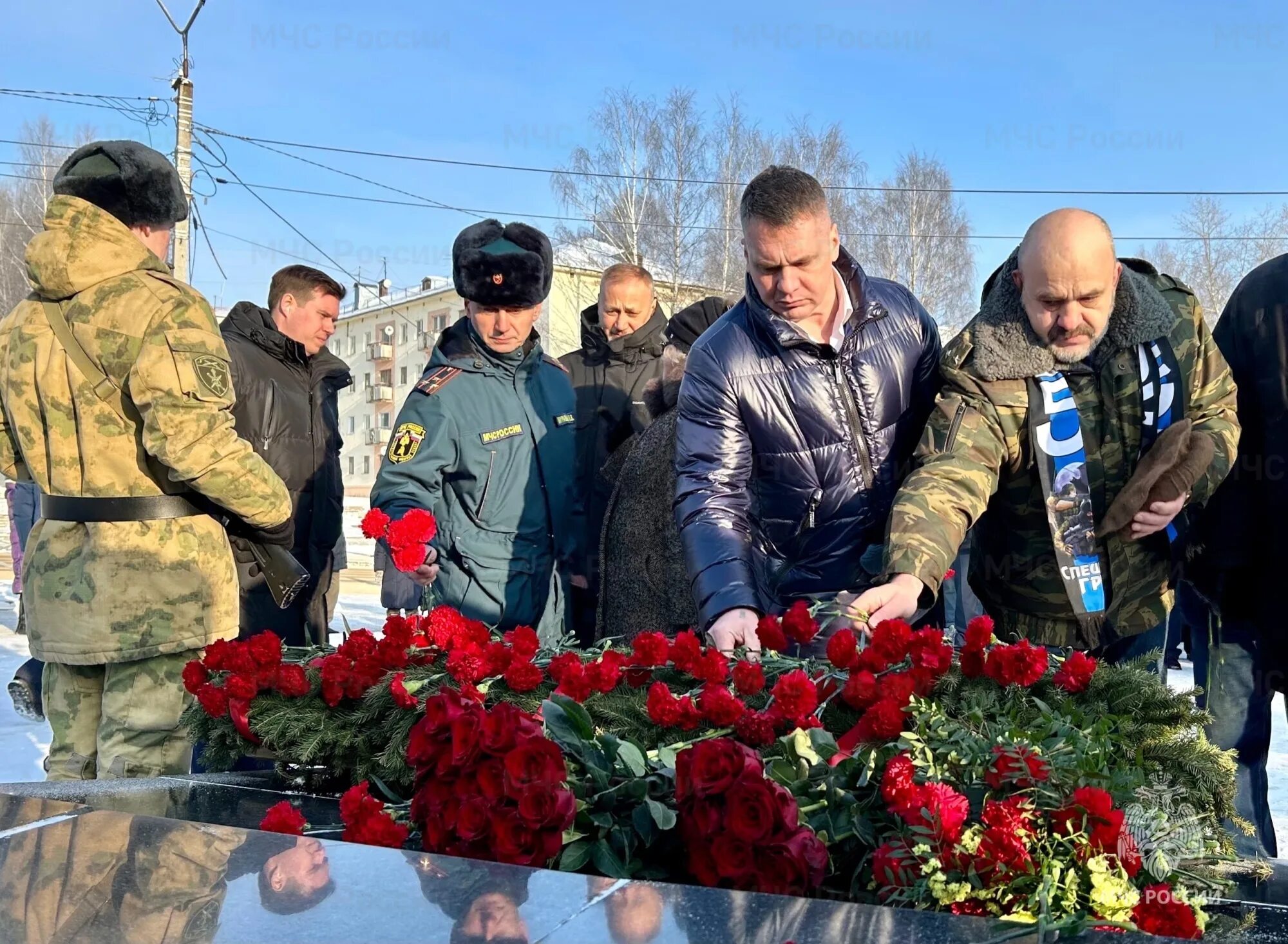 Новости 15 февраля 2024г. Новости 15 февраля 2024г. 2 августа 2022 возложение цветов ульяновск. Освобождение афганистана 15 февраля. День памяти афганцев в 2023 году.