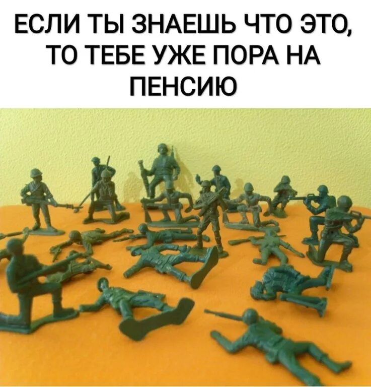 игрушечный солдатик на английском. английские солдатики. солдатики игрушечные иллюстрация. оловянный солдатик. игрушечные солдатики.