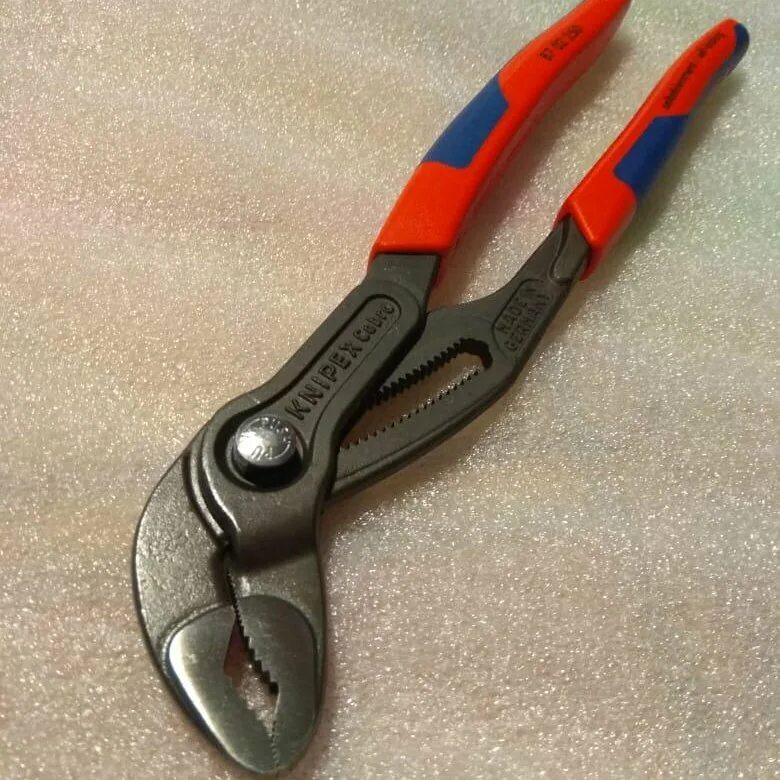 Knipex cobra купить. Knipex 8702250. 250мм Cobra Knipex [KN-8702250]. Книпекс клещи переставные. Переставные клещи Knipex Кобра.