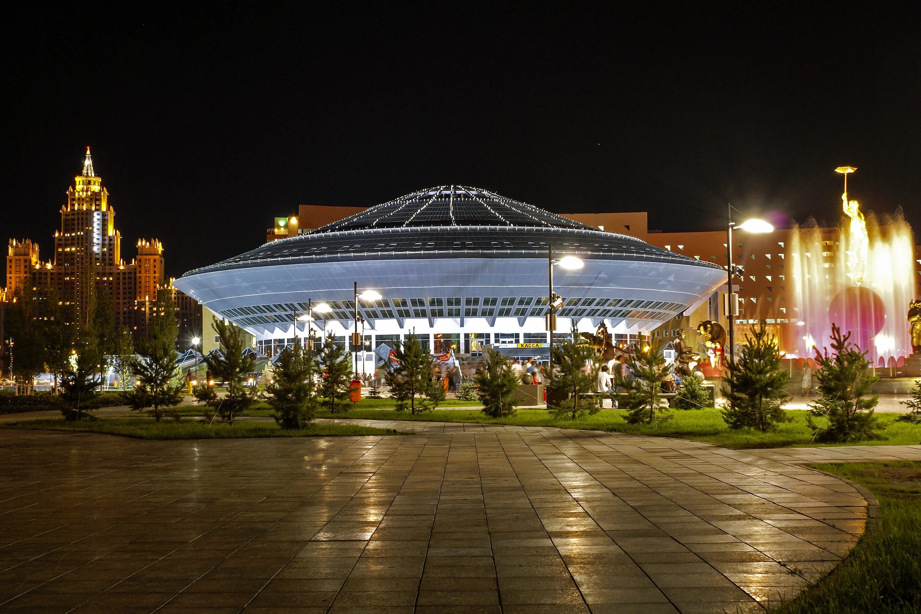 Астана куда можно сходить. Набережная нурсултан. Экспо парк астана. Khan shatyr в астане, казахстан. Астана куда можно сходить.