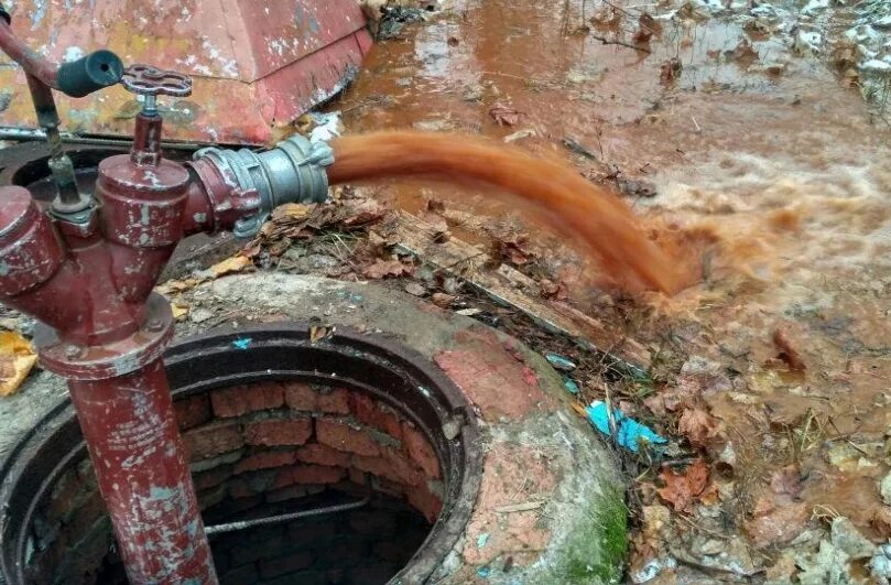 Водопровод промоют. Промывка водовода. Водопровод промоют. Водопровод промоют. Промывка водопровода.