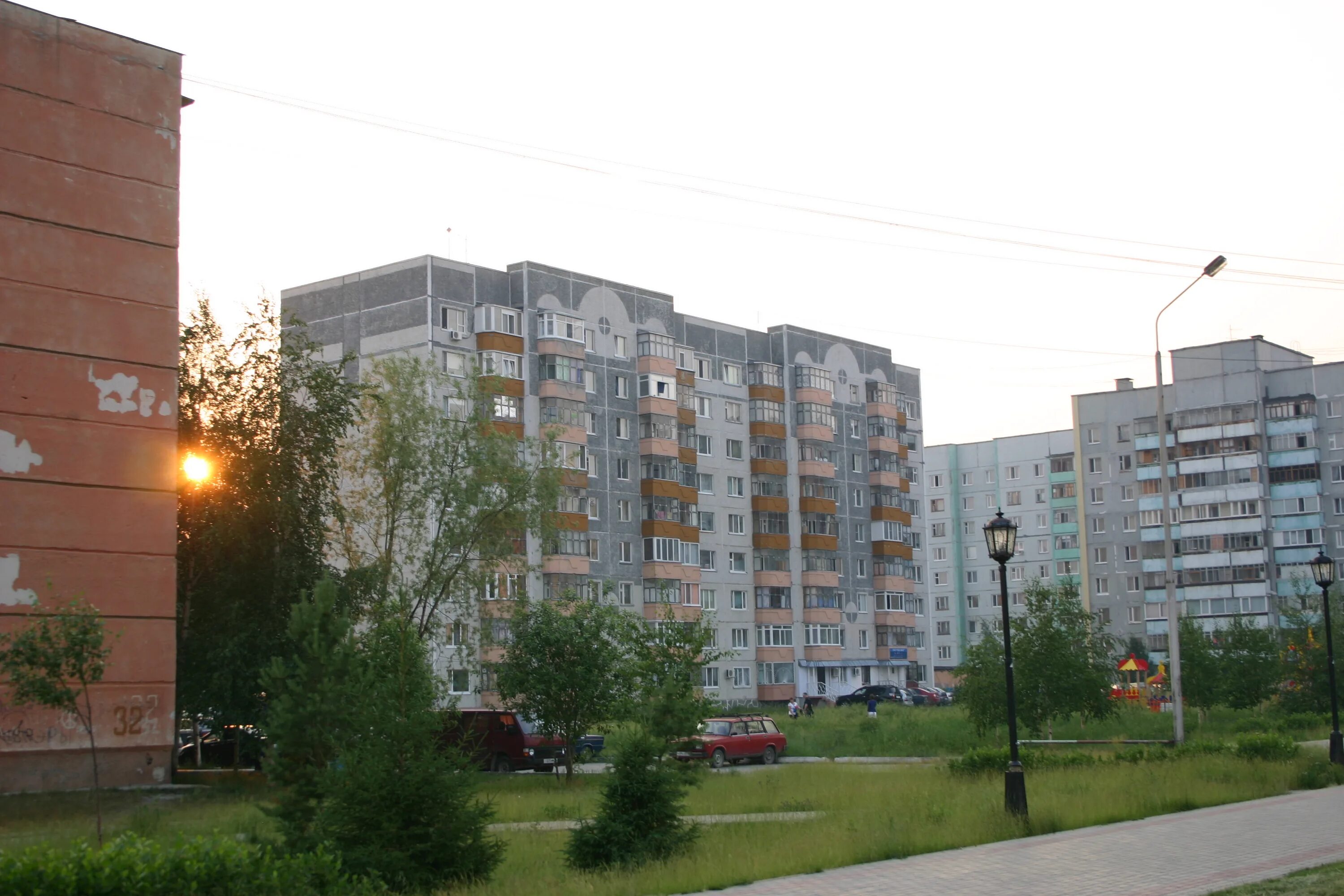 Зелёный берег нефтеюганск. Нефтеюганск 16 микрорайон. 12 микрорайон 29 дом нефтеюганск. 16 мкр, дом 83 нефтеюганск. Нефтеюганск 16 а мкр 2023.