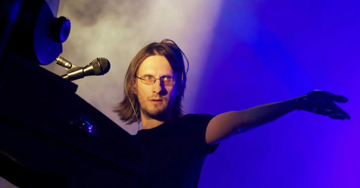 Steven wilson the harmony codex 2025. Steven wilson prs. steven wilson 1990s. porcupine tree steven john wilson. grammy steven wilson.