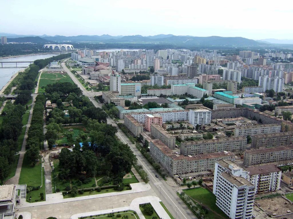 Северная Корея столица Пхеньян. Город Пхеньян (Pyongyang). КНДР столица Пхеньян. Пхеньян высотки.