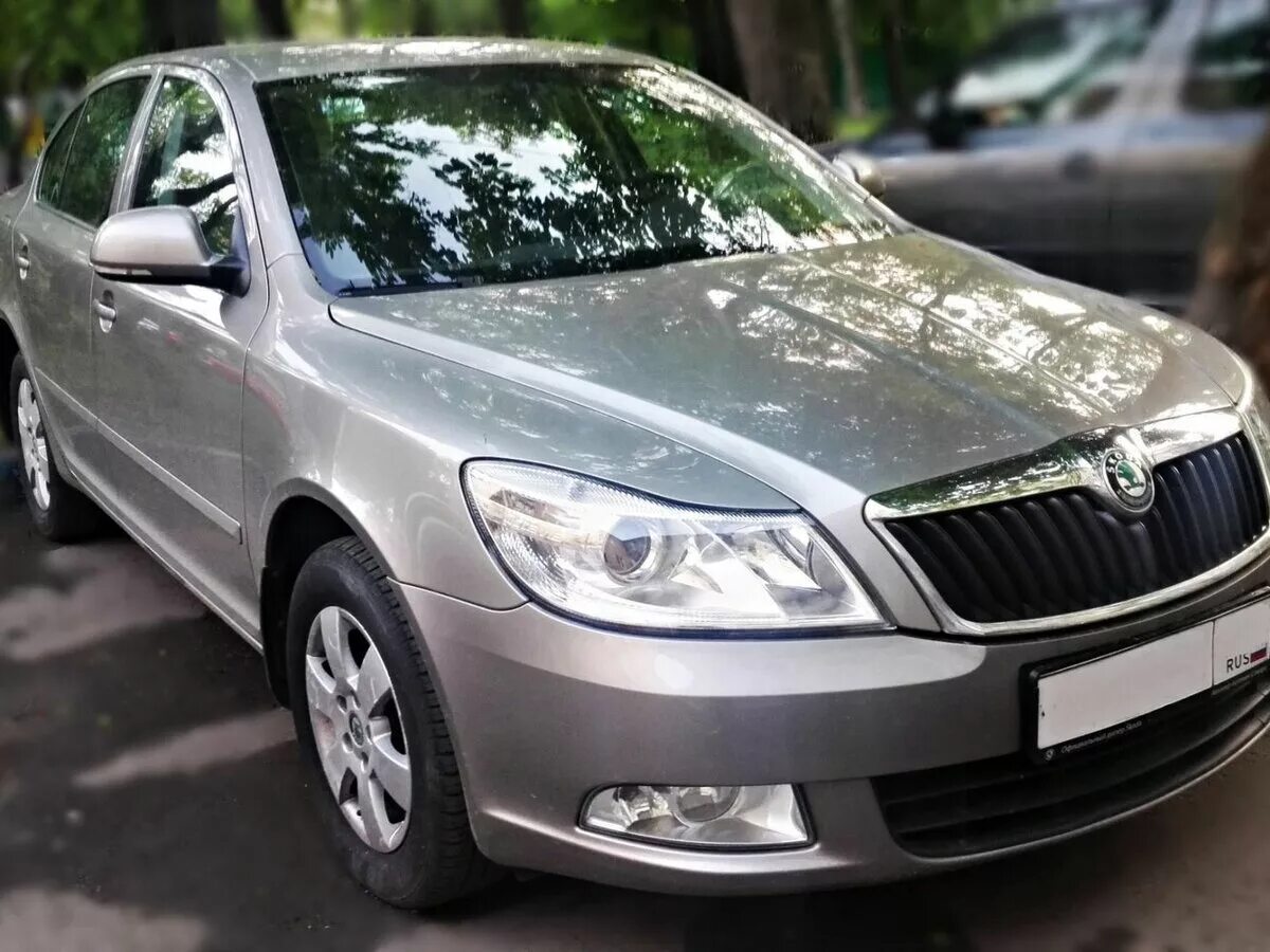 Купить шкоду октавию а5 2012. Skoda Octavia 2010. Skoda Octavia 2010 1.6.