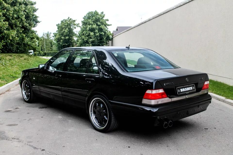 W140 brabus. Мерседес w140 Brabus. Mercedes w140 Brabus 7.3. Mercedes s600 w140 Brabus. Mercedes Benz w140 Brabus.