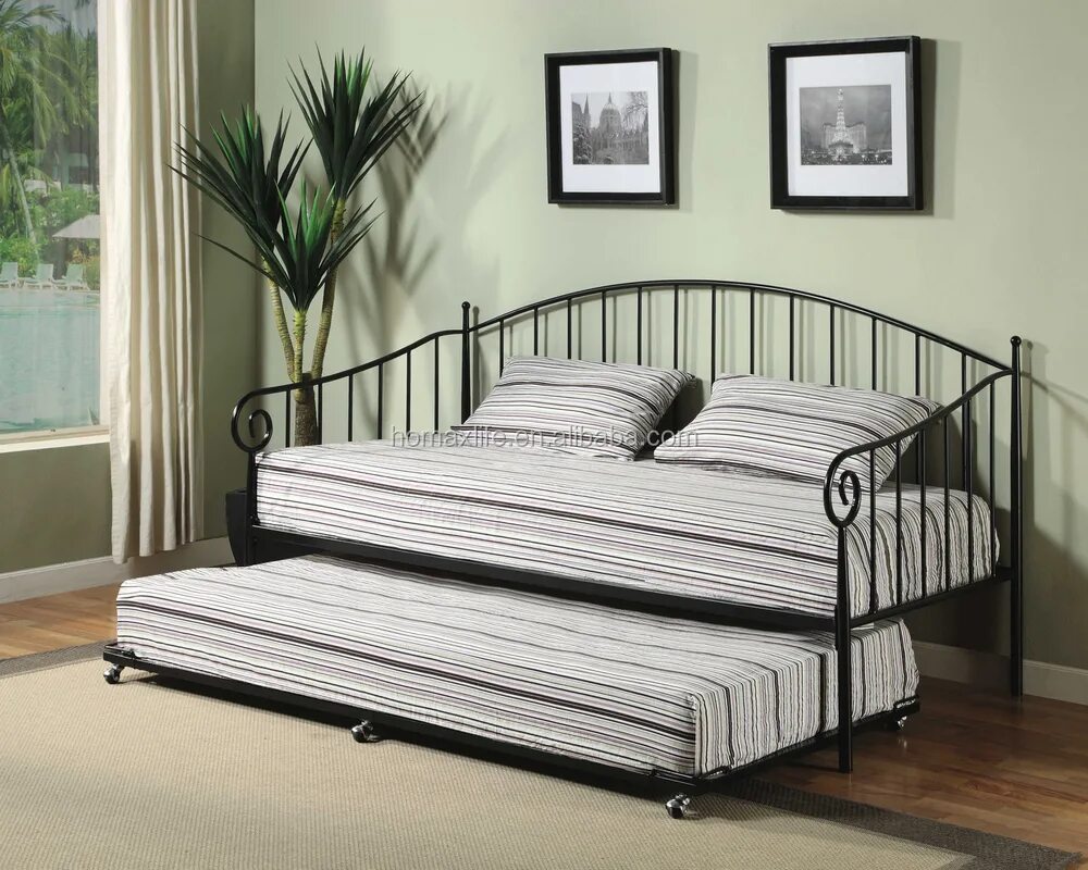 Дешевые двухместные. Металлическая кровать диван раздвижная икеа. Кровать -диван икеа металлическая двуспальная. Кровать металлическая икеа раскладная. Кровать кушетка железная икеа.
