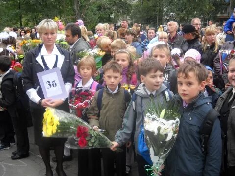 1 сентябрь 2010. Школа 2010 бронзес. школа 2010 люблино. школа 2010 текстильщики. школа 345 москва.
