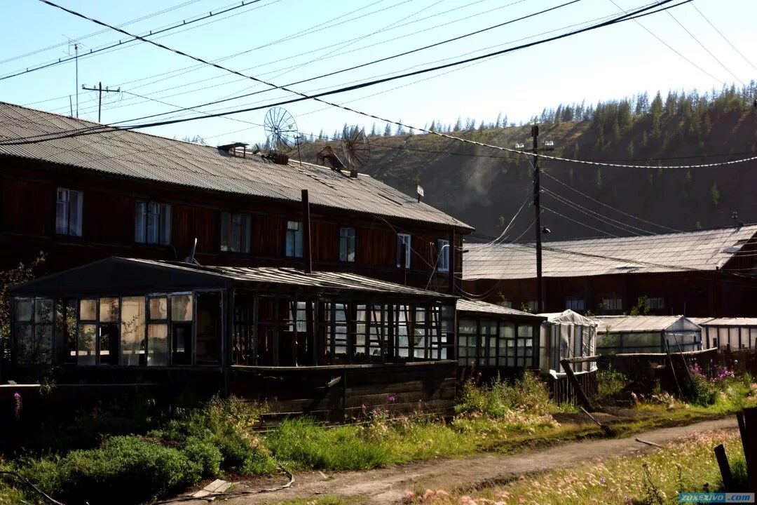 Поселок батагай. Поселок Батагай Якутия. П Батагай Верхоянский район. Батагай Лазо. Поселок Батагай Верхоянского района.