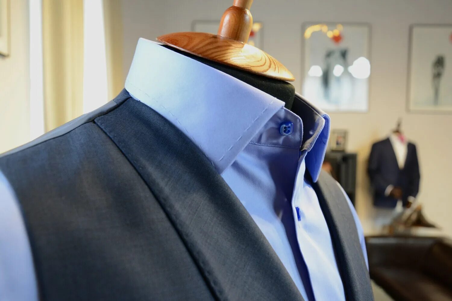 рубашки мужские стопка. пошив рубашки мужской. пошив мужских сорочек. пошив мужская сорочка. пошив рубашки мужской.