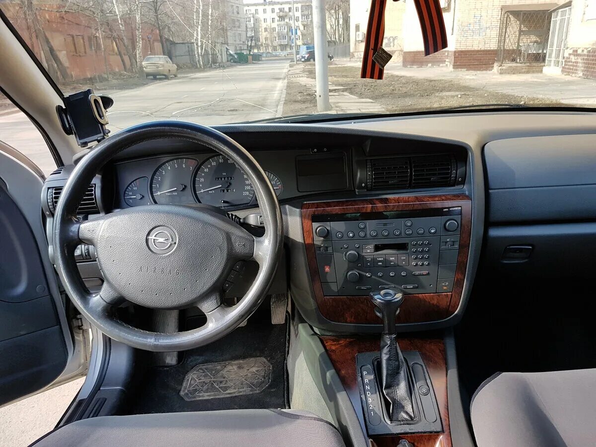 Opel Omega 2000. Опель Омега б 2000 Рестайлинг. Opel Omega b Рестайлинг. Opel Omega 2000 салон. Салон омега б