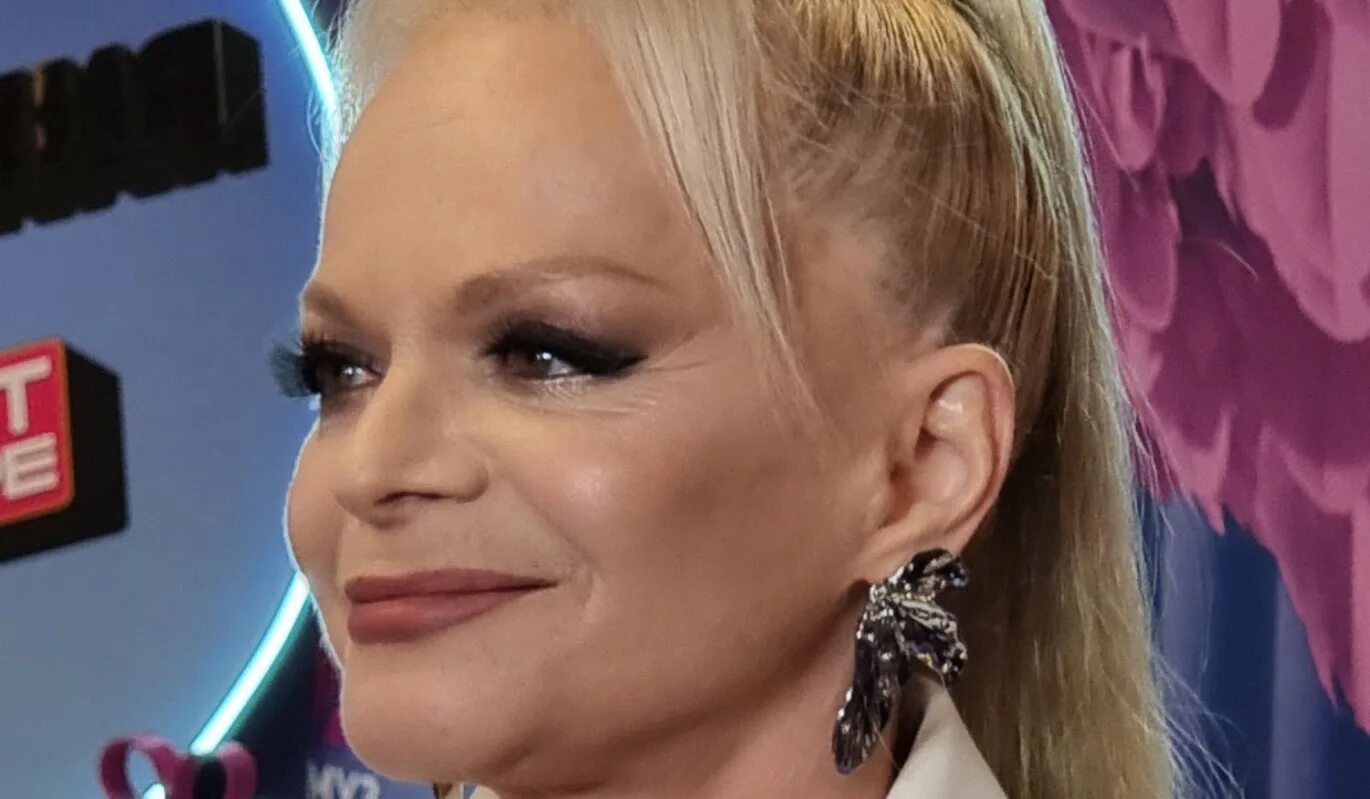 Долина певица. Дуэт ларисы долиной. Великолепно спели. Дуэт ларисы долиной. Великолепно спели картинки.