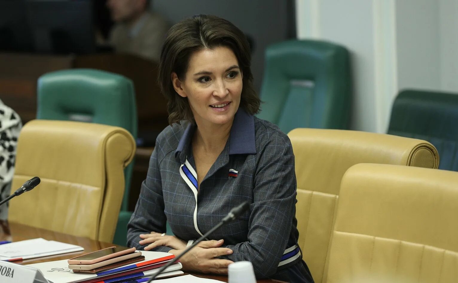 семь сенаторов