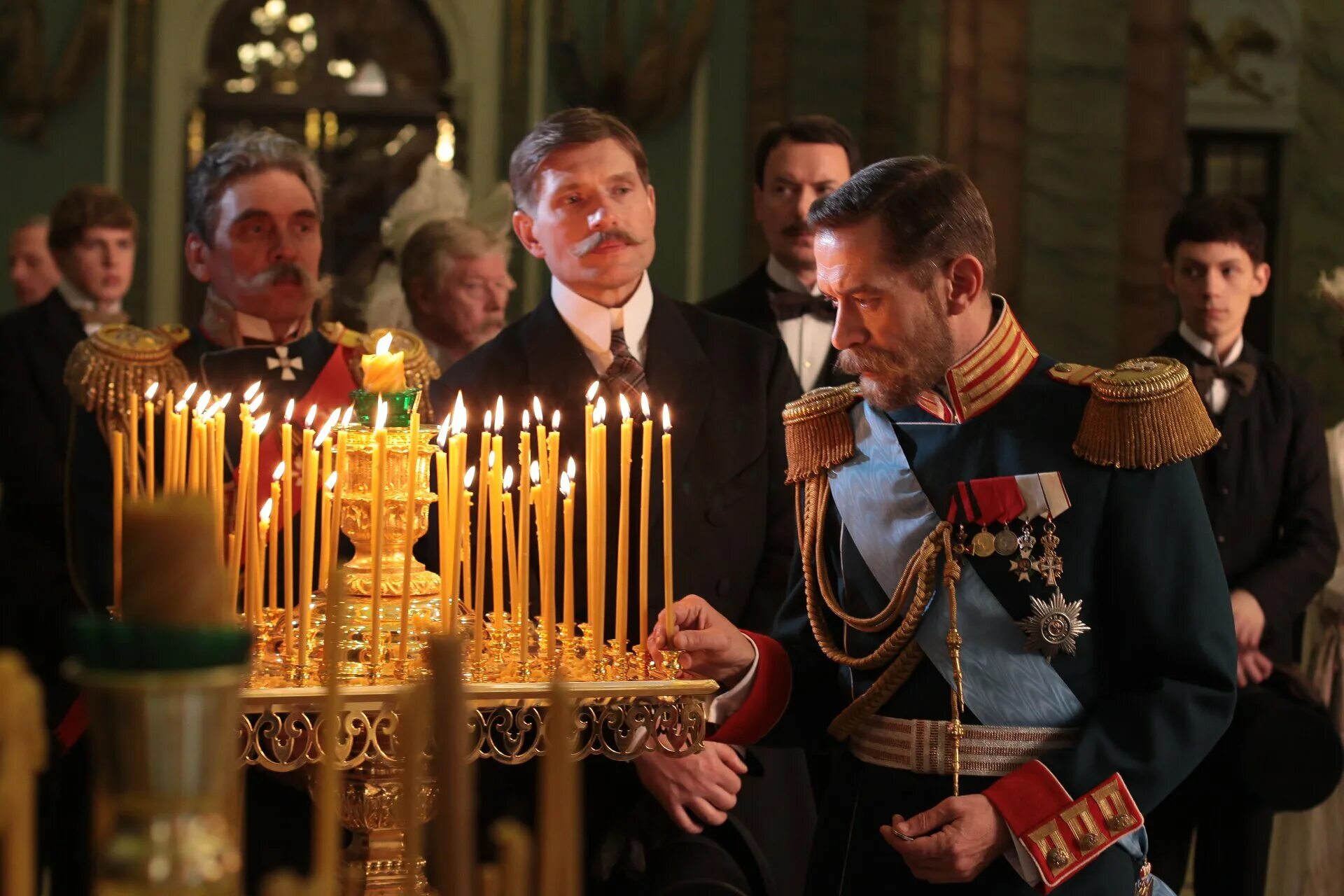 Распутин 2011 машков. Распутин сюжет. Фанни ардан распутин. Распутин сюжет. Фанни ардан распутин.