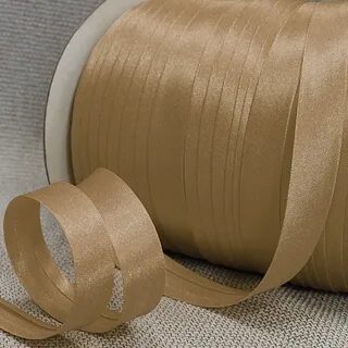 Косая бейка золотая