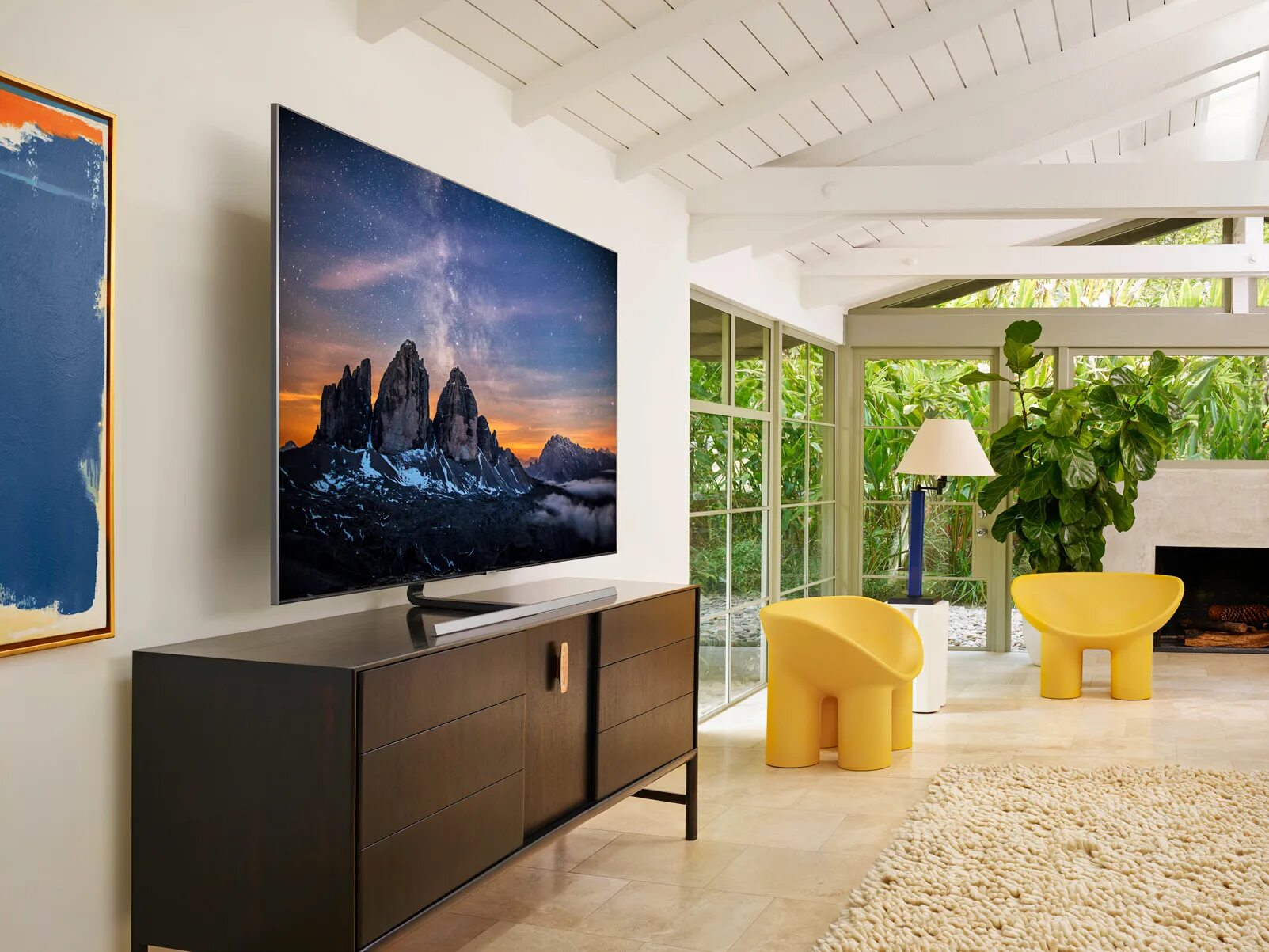 Лучшие телевизоры сегодня. Samsung QLED 8k. Samsung QLED TV 8k. Телевизор самсунг QLED 8к.