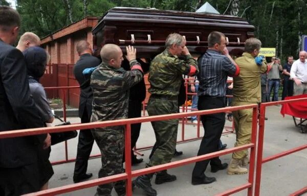 Похороны полковника буданова. Буданов всу начальник разведки. Буданов ю. Генерал буданов. Буданов жив новости.