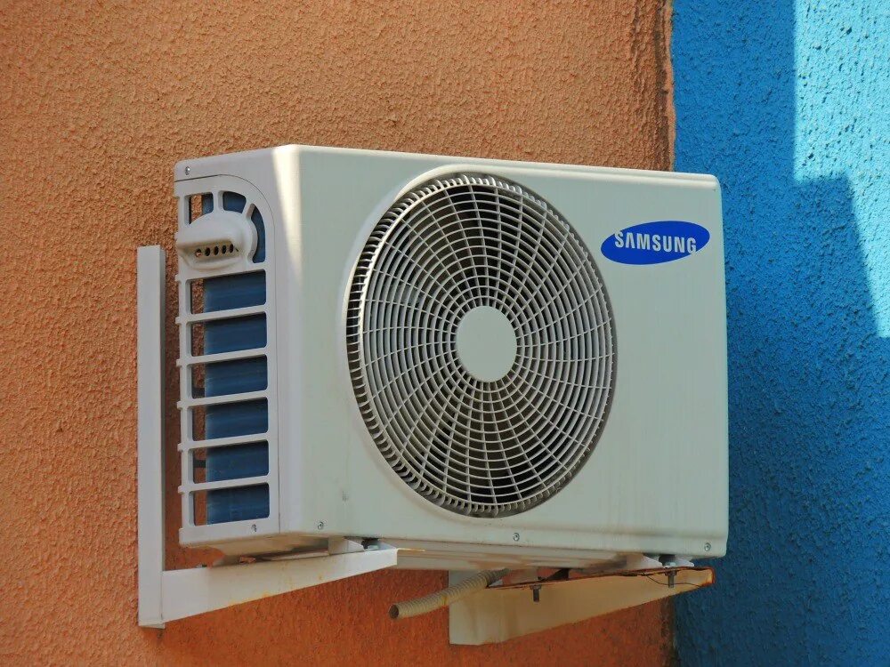 Установка кондиционеров белгород. Кондиционеры белгород. Монтаж кондиционера. Установка кондиционеров белгород рекламах. Установка кондиционеров белгород.