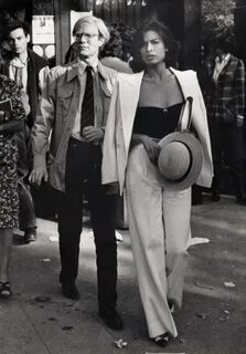 Bianca jagger style