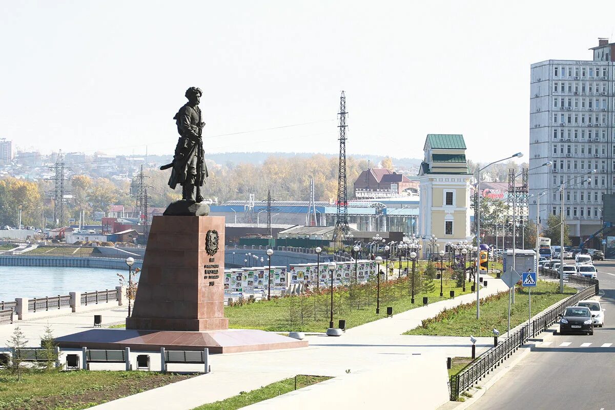 Иркутск достопримечательнос. Иркутск достопримечательности города. Достромечательности иркуска. Памятники города Иркутска.