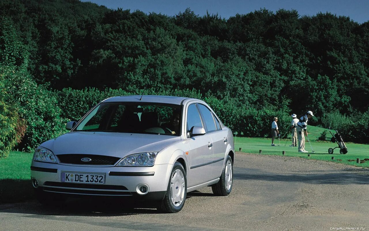 Мондео 2 поколения. Ford Mondeo 2000. Ford Mondeo 2 поколение. Форд Мондео седан 2000. Форд Мондео 3 2000 года.