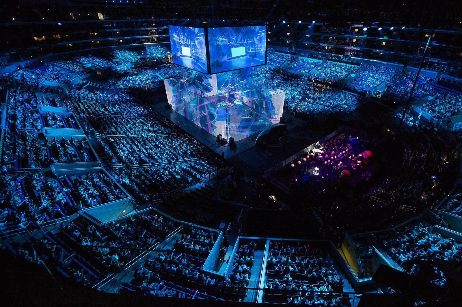 League of Legends World Championship Кубок.