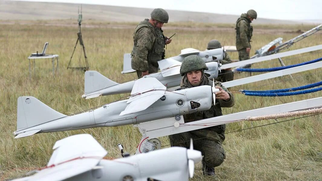 Что такое беспилотник на войне. БПЛА Орлан-10. Беспилотный аппарат Орлан-10. Комплекс Орлан 10. Российский БПЛА Орлан-10.