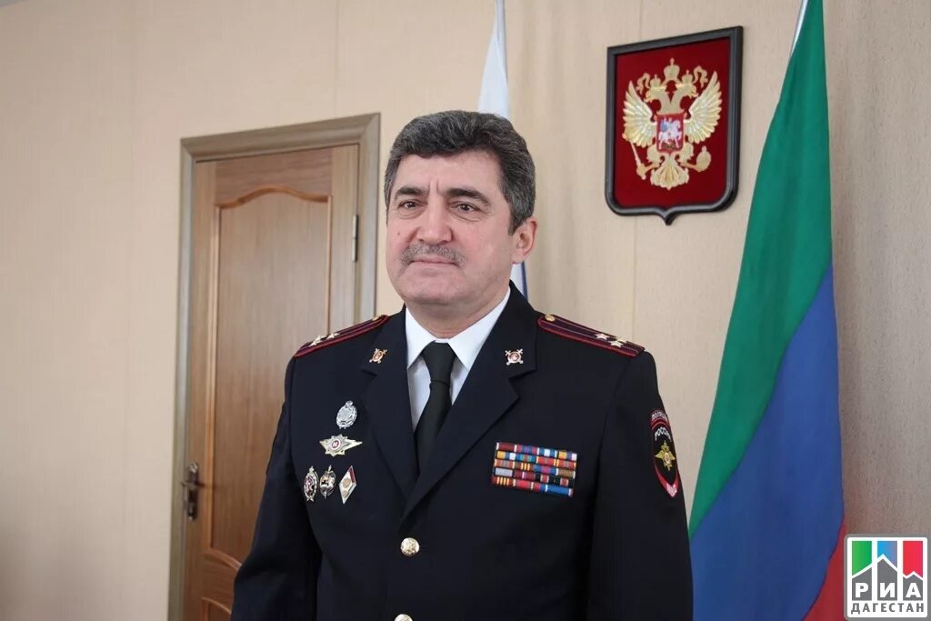 Макашарипов микаил шахбанович. Макашарипов микаил шахбанович мвд дагестана. мвд рд микаил шахбанович. полковник макашарипов.