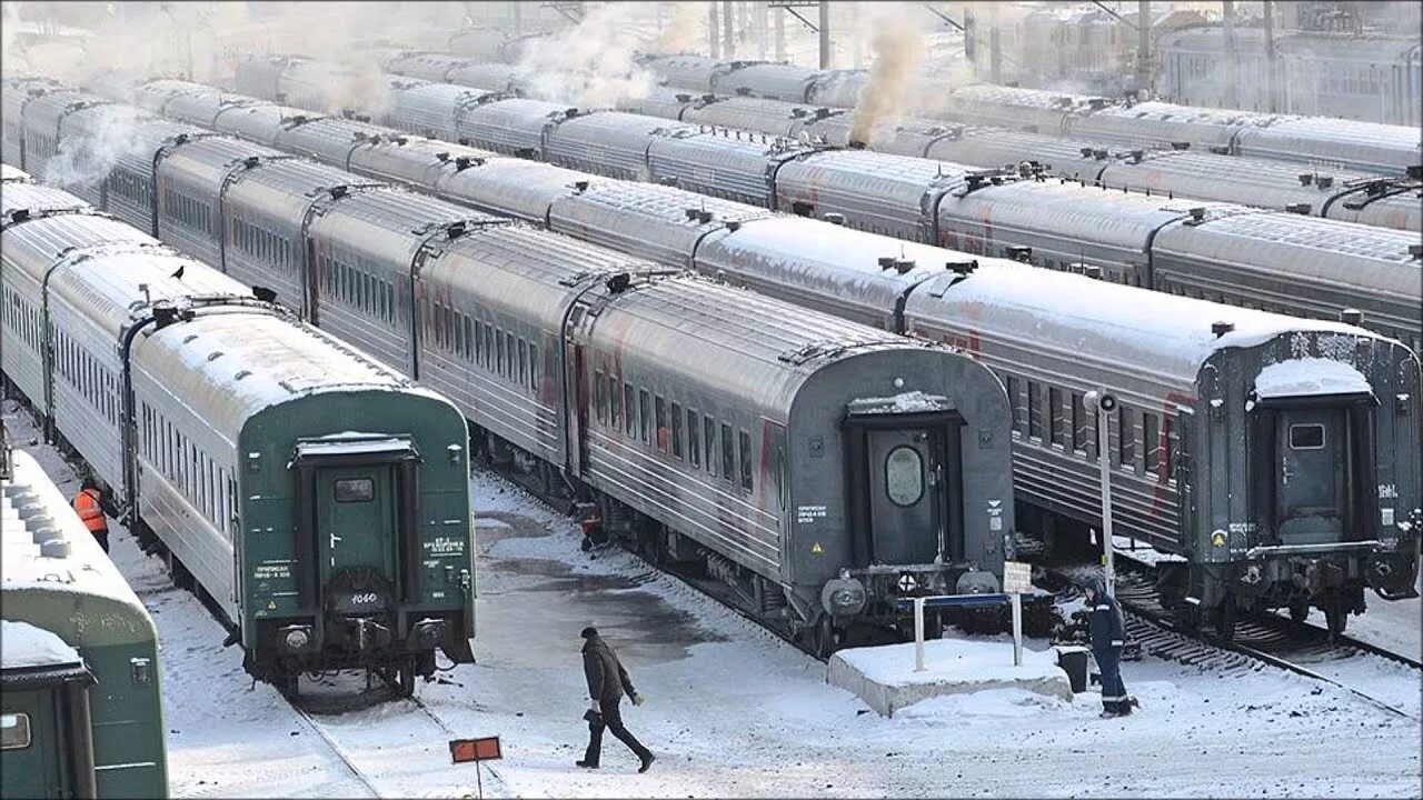 Вагонный парк РЖД. Пассажирское вагонное депо Николаевка. Вагон БЖРК. Вагон зима.