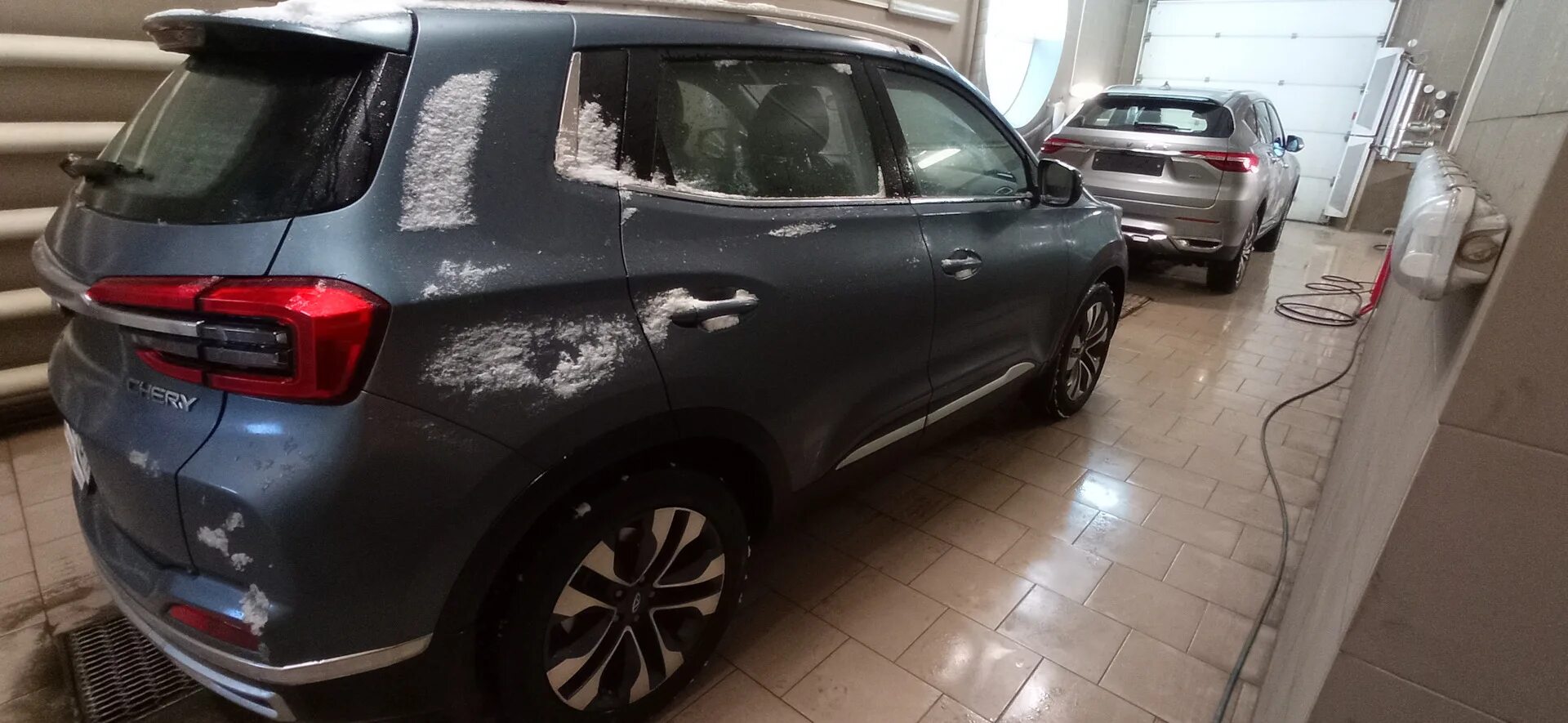 Tiggo 4 pro резина. Chery tiggo 8 шины. Диски r18 chery tiggo 7 pro. Зимняя резина на chery tiggo 8 pro. Зимняя резина на chery tiggo 8 pro.