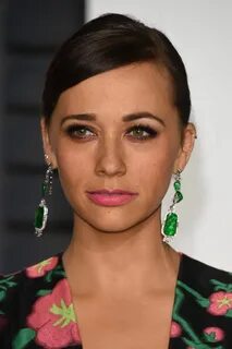 Rashida jones no makeup