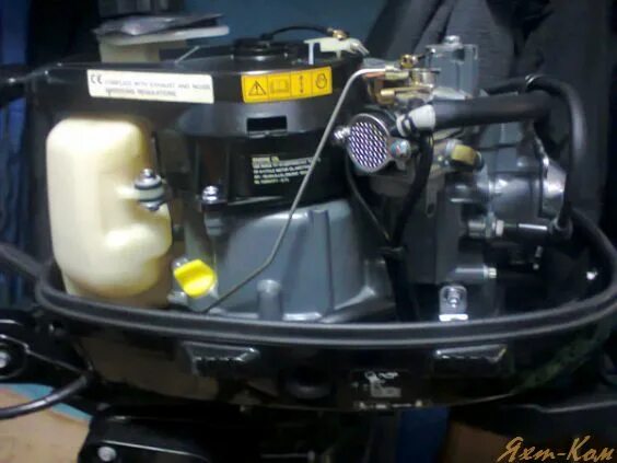 Мотор сузуки 6. Карбюратор Suzuki df5. Лодочный мотор Сузуки ДФ 6. Мотор Suzuki df6 4х тактный. Карбюратор Suzuki DF2.5.