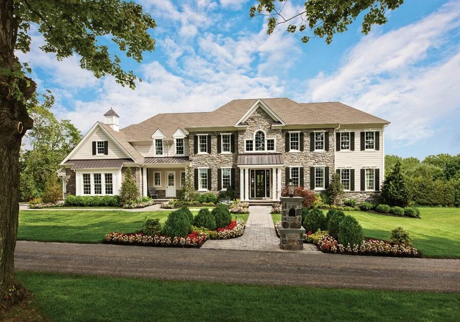 The greatest real estate. Пригород антонио хаус в америке. Недвижимость 1920х768. Фото объектов недвижимости. Недвижимость.