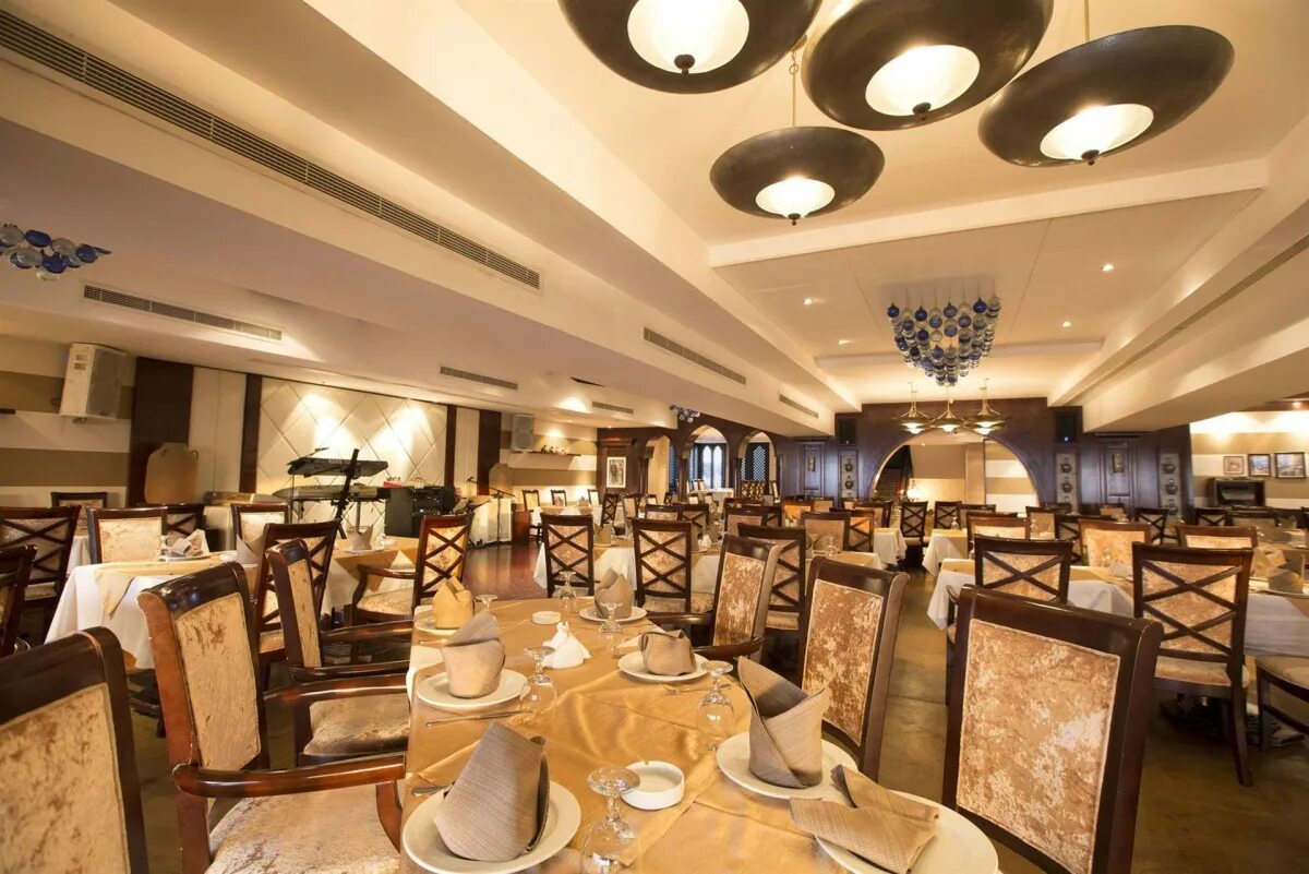 Dubai marine beach resort & spa 5*. Marina beach дубай отель. Отель в дубае бич резорт. Дубай марине бич резорт 5. Дубай марине бич резорт 5.