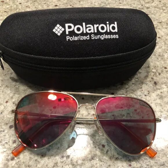 Polaroid авиаторы. Polaroid авиаторы