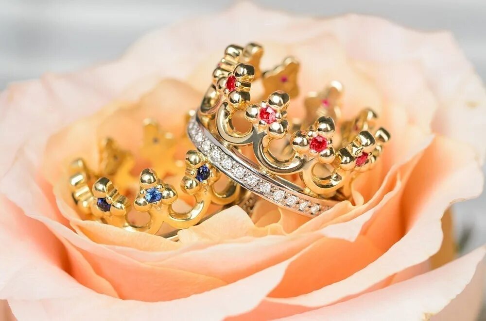 красивые свадебные кольца. красивые свадебные кольца. красивые обручальные кольца. красивые обручальные кольца. обручальные кольца лучшее качество.