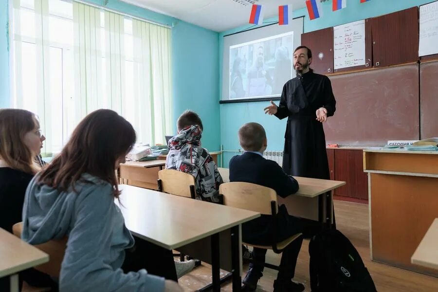 Моу верейская сош 19 орехово-зуево. Моу верейская сош 19. Верейская сош 19. Верейская сош 19. Верейская сош 19.