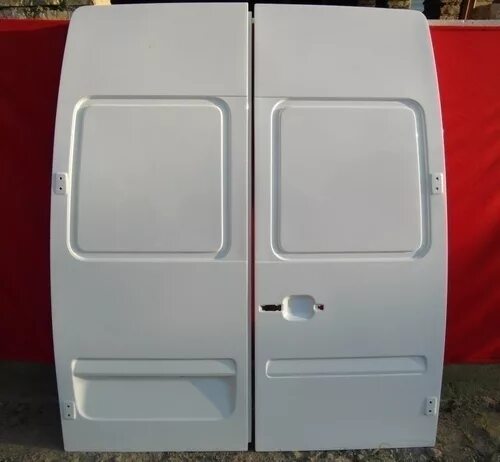 двери на спринтер w903. Mercedes sprinter classic w909. обшивка салона мерседес спринтер 906. стекло задней двери мерседес спринтер 906. двери спринтер классик.