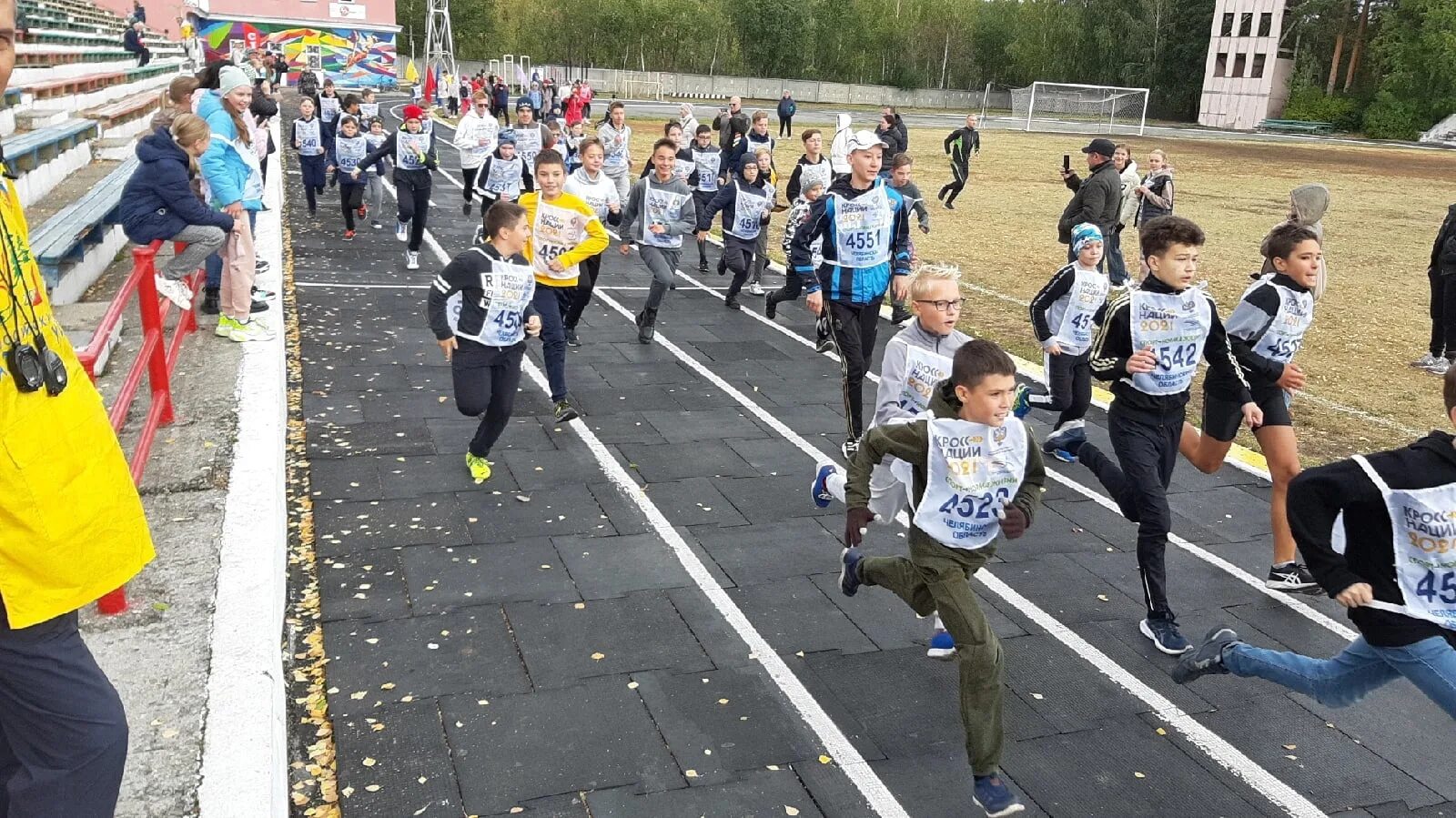 бюллетень на выборы в госдуму. 18 сентября 2021. 09. московский марафон 2020. газета зож.