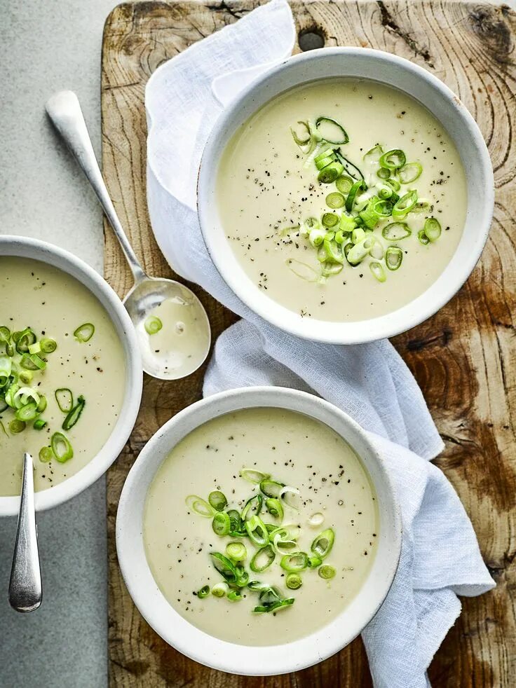 Your soup. Весенний суп. Обед крем суп. Весенний крем суп. Весенние супы в ресторанах.