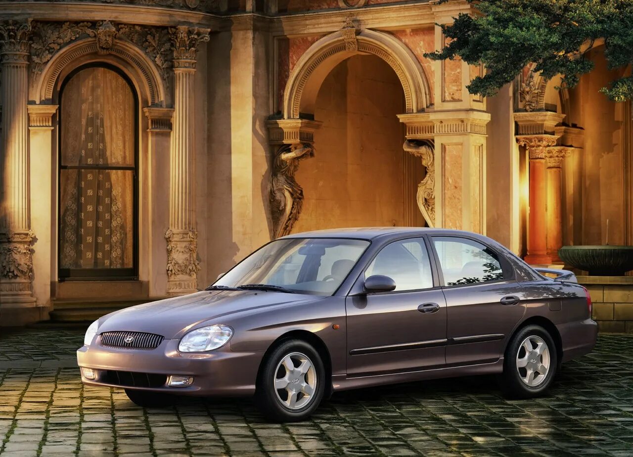 Соната 2 поколения. Hyundai Sonata 1999. Hyundai Sonata 1 поколение. Hyundai Sonata EF 1999. Hyundai Sonata 2000.