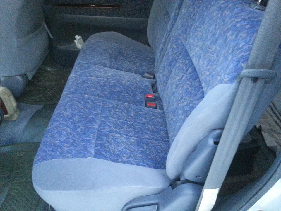 Купить Модельные штатные чехлы для Toyota Ipsum/ Gaia 1996-2001 во Владивостоке 