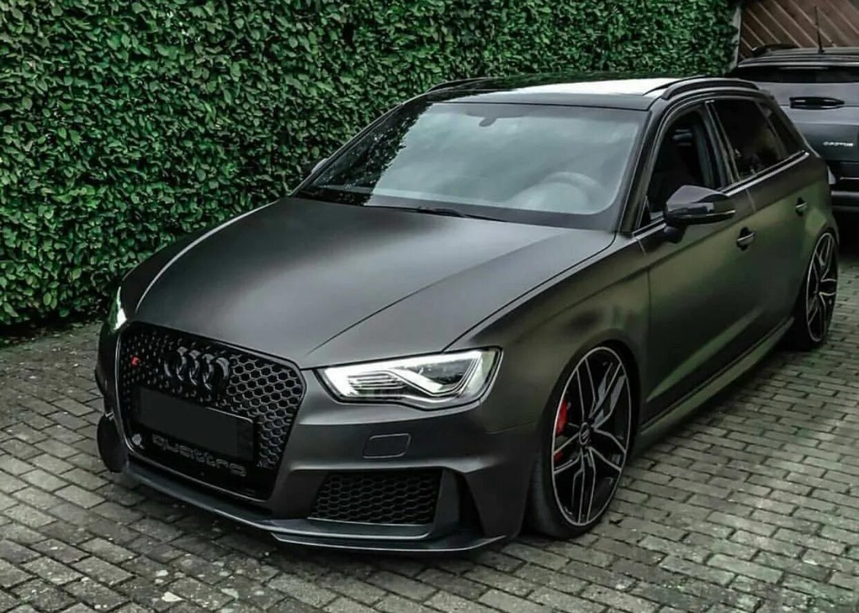 Audi rs3 черная. Ауди rs3. Audi rs4 Black. Audi rs3 2000. Ауди черная матовая