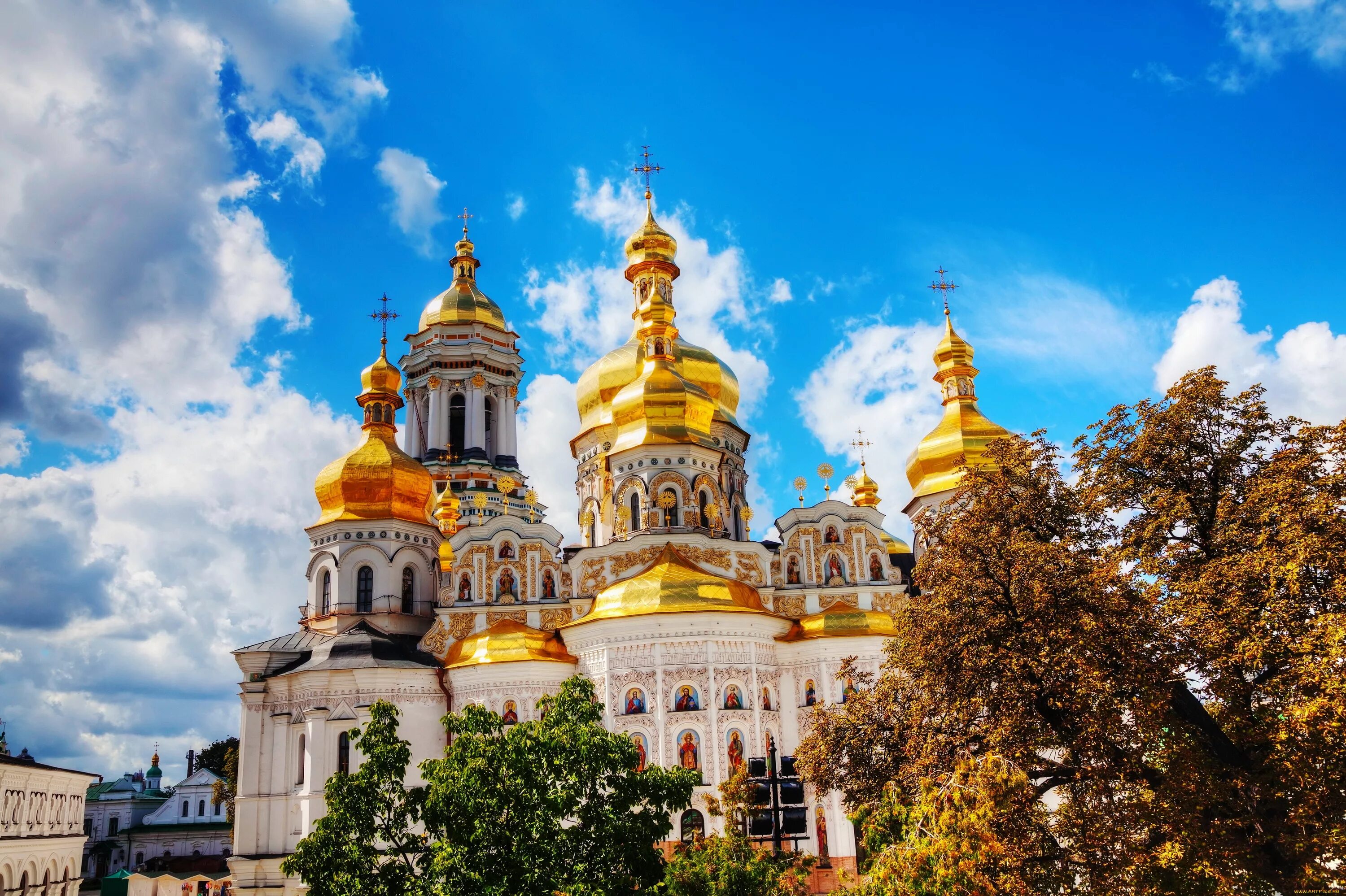 Кие есть. Киево-печерская лавра киев. киево печерская лав ар в киеве. киевско печорская лавра. киево печерский монастырь в киеве.