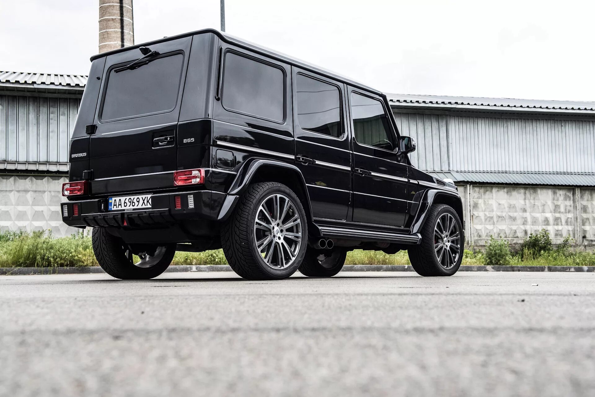 Мерседес джи 63. Mercedes Benz g63 AMG. G63 AMG Брабус. Mercedes Benz g63 Brabus. Mercedes Benz g63 AMG Brabus.