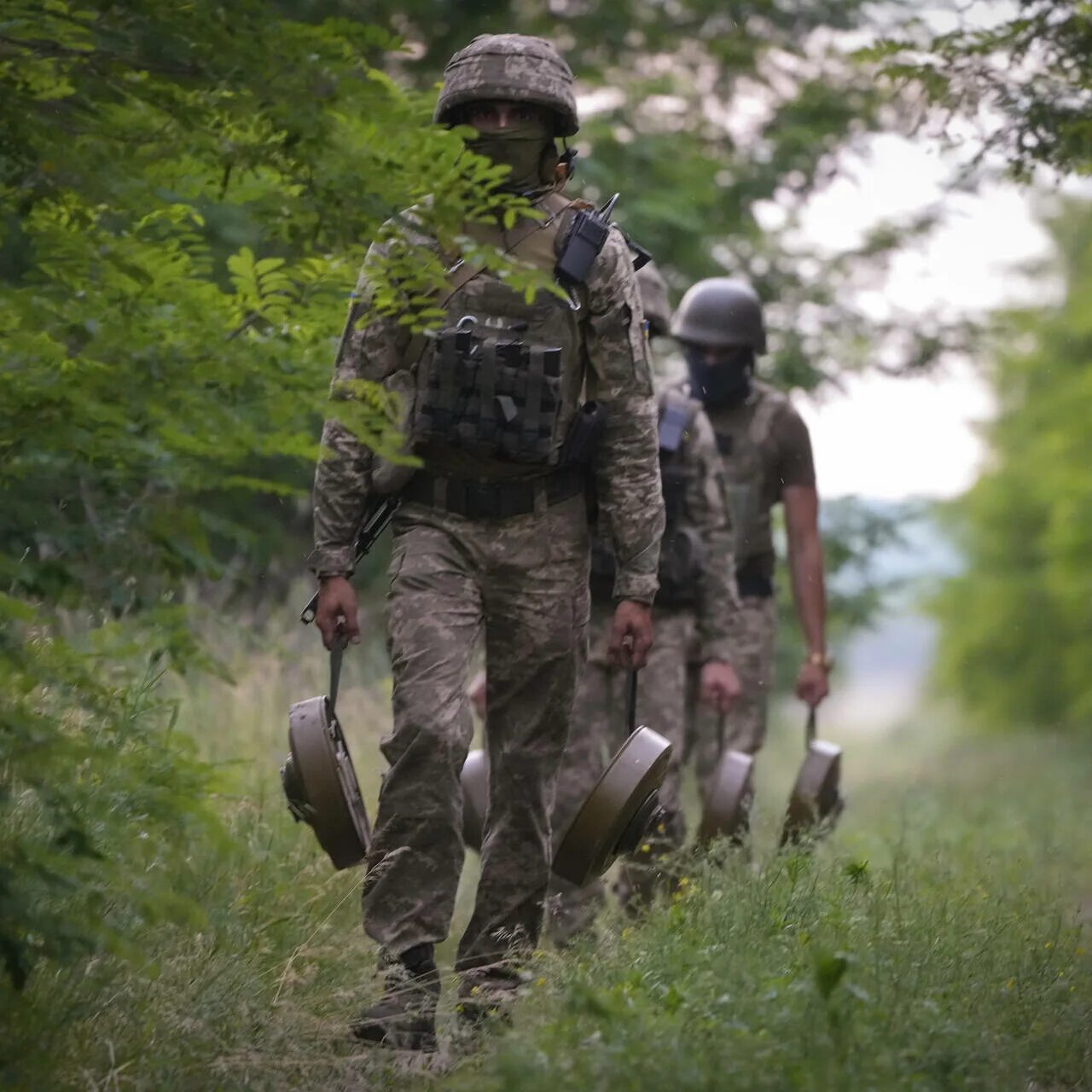 Американская разведка предупредила о терактах. Украинские военные. Наемники США на Украине. Убитые украинские военные.