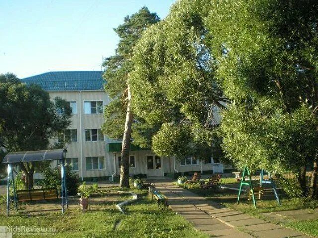 Чернолучье лагерь омск. Пионерский лагерь чернолучье омская область. Лагерь покрышкина омск. Лагерь солнечная поляна чернолучье. Радуга чернолучье омск.