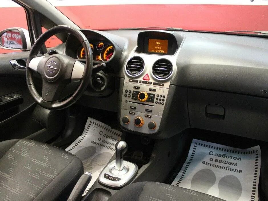 Купить б/у Opel Corsa D Рестайлинг II 1.4 AT (100 л.с.) бензин автомат в Санкт-П